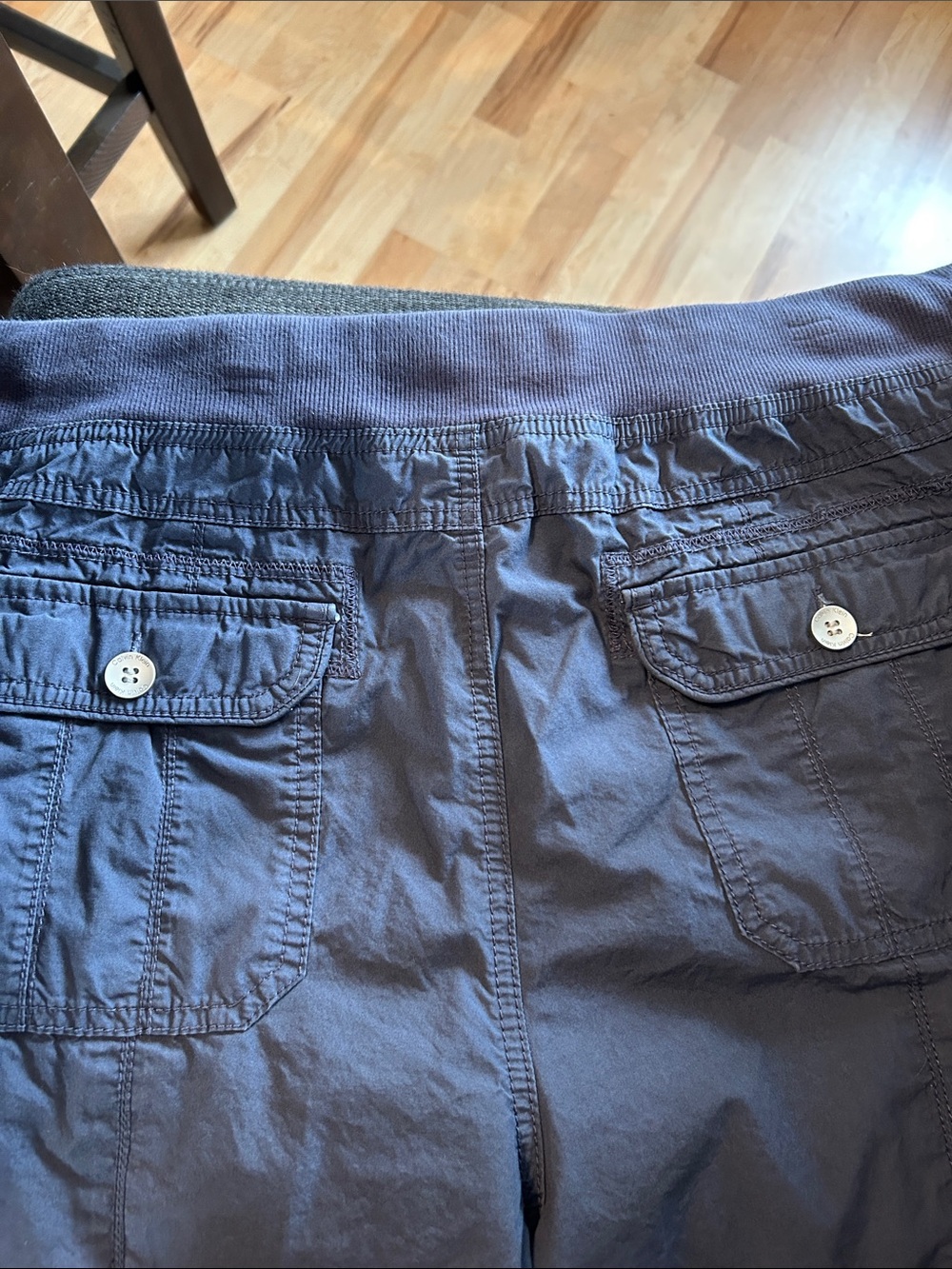 Calvin Klein Navy Blue Women's Drawstring Cargo Capri Pants - Picture 5 of 6
